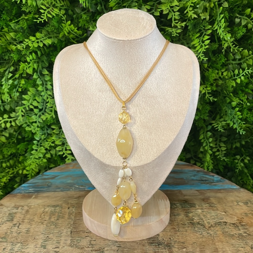 Jewelry bundle - Picture 5 of 9